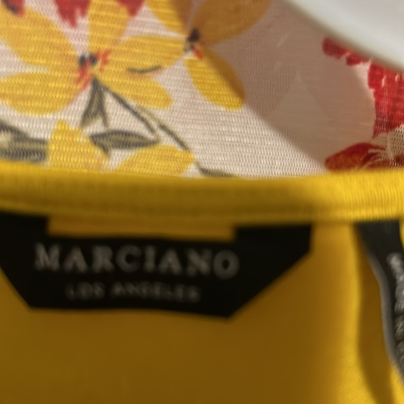 Yellow - Picture 4 of 6